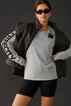 New 😀 FREECITY ARTISTS WANTED Super Vintage Long-Sleeve Tee LIGHT GREY 💯