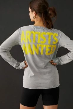 New 😀 FREECITY ARTISTS WANTED Super Vintage Long-Sleeve Tee LIGHT GREY 💯 -Pilcro shop unnamed file 1067