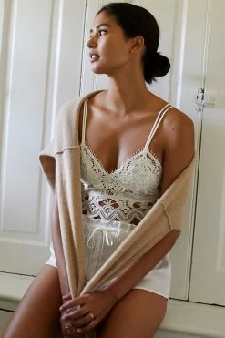 Flash Sale 👍 By Anthropologie The Viviette Lace Bra Top OYSTER 😀