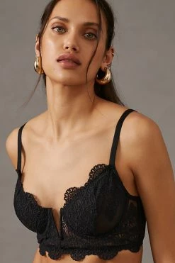 Brand new 👏 By Anthropologie V-Neck Embroidered Bra BLACK 😀 -Pilcro shop unnamed file 1138