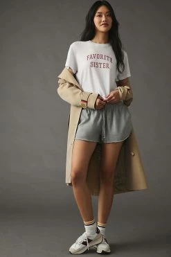 Discount ✔️ Favorite Daughter Favorite Sister Cropped Collegiate Tee WHITE ⭐ 4 Discount ✔️ Favorite Daughter Favorite Sister Cropped Collegiate Tee WHITE ⭐ -Pilcro shop unnamed file 63