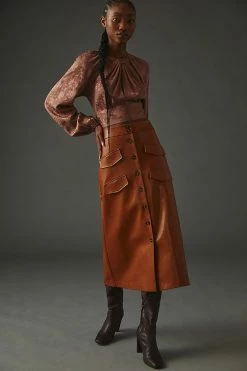 Cheap ✨ ASTR The Label Betsy Top BROWN MOTIF 🧨 -Pilcro shop unnamed file 726