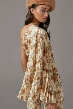 Flash Sale 🎉 Significant Other Simone Top YELLOW MOTIF 😀 -Pilcro shop unnamed file 730