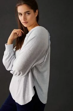 Best reviews of 😉 Pilcro Ruffled Raglan Thermal Top LIGHT GREY 🥰 -Pilcro shop unnamed file 955